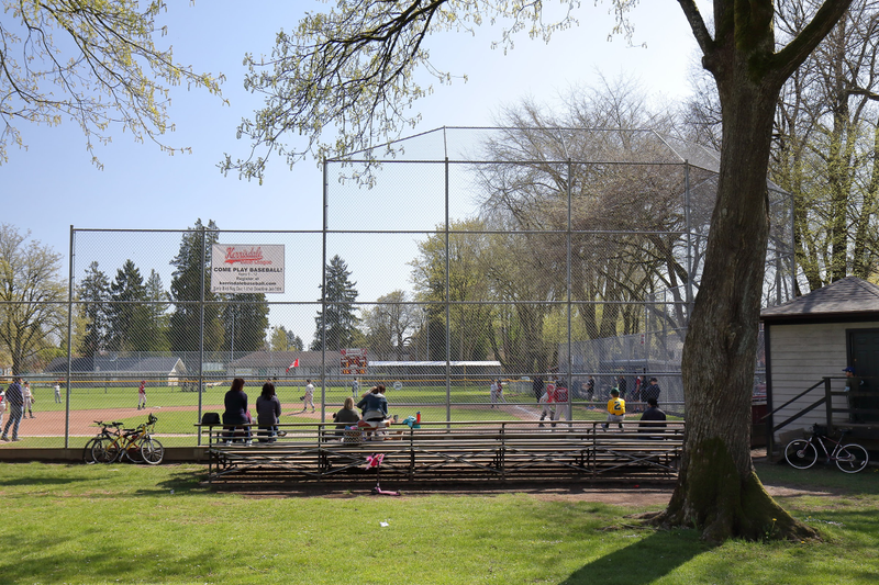 Illustration for article titled Pics from the Curbside: 2018-04-22 to Kerrisdale